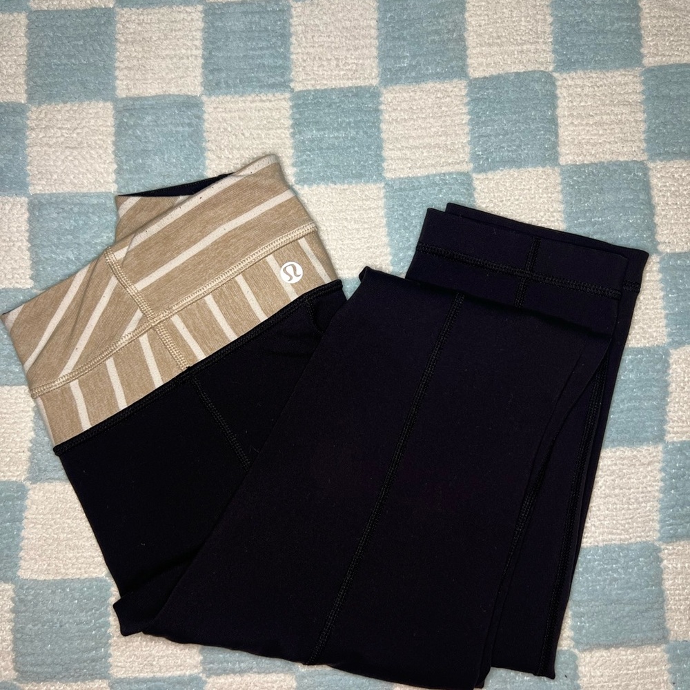 Lululemon Athletica Tan and Black Leggings with Geometric Waistband
